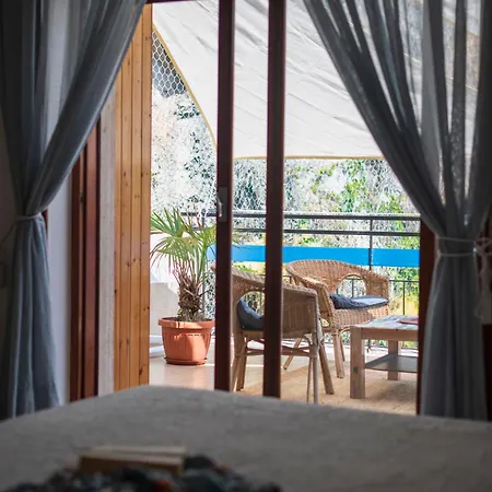 Skyview Paradise House 公寓