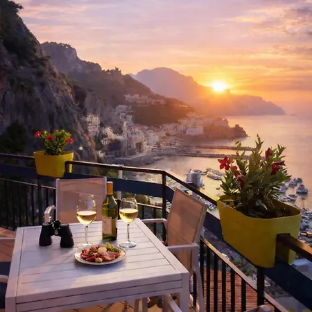 Skyview Paradise House * Amalfi