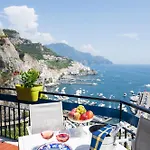 Skyview Paradise House Apartamento Amalfi